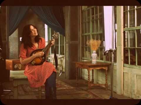 Lisa Hannigan